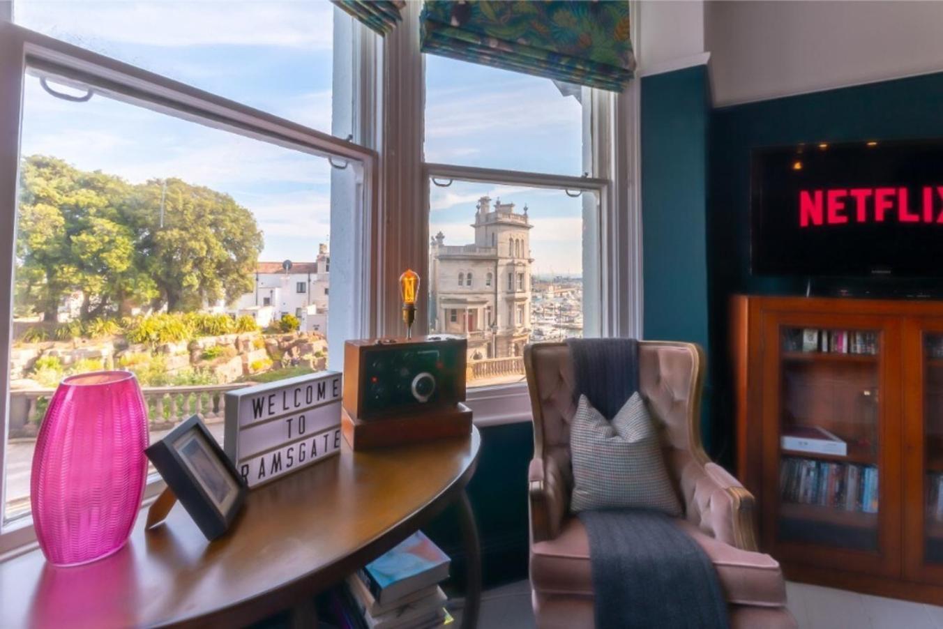 Victorian Apartment With Sea Views By Adliv Host 拉姆斯盖特 外观 照片